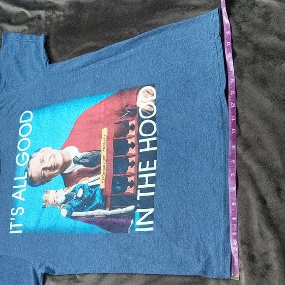 Mister Rogers' Neighborhood Tee-Shirt - Picture 4 of 10